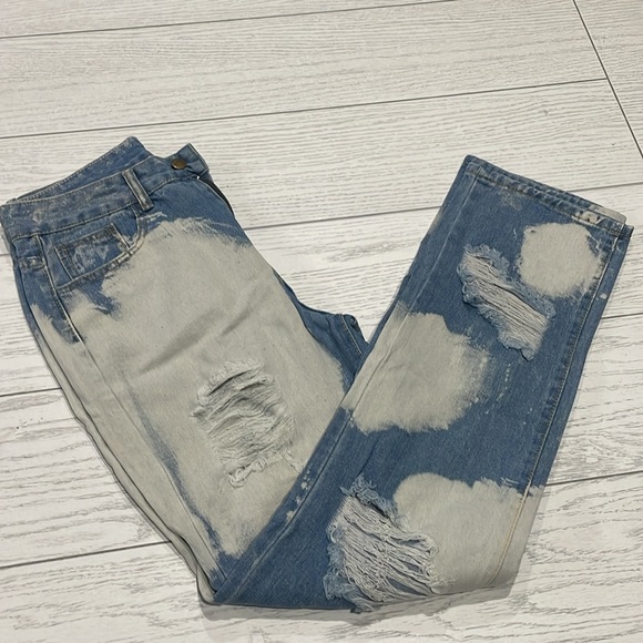 Ripped Washed - Picture 2 of 5